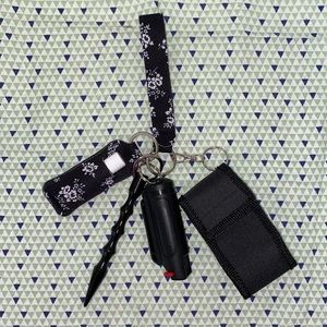 Self defense keychain